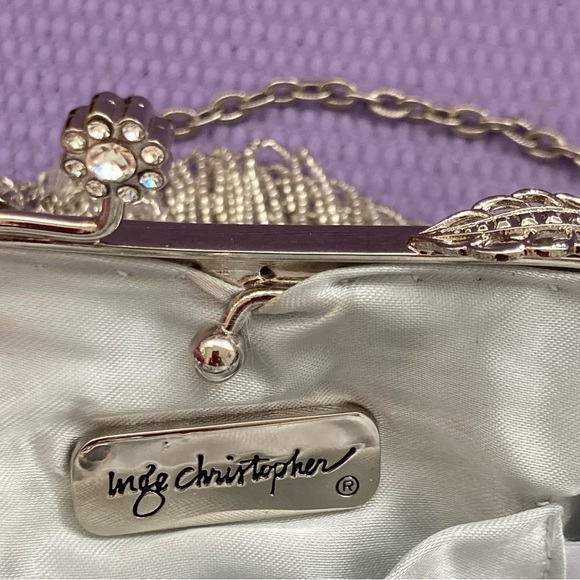 INGE CHRISTOPHER Beaded & Rhinestone Silver Metallic Convertible Clutch   8”x 7” - Picture 8 of 15